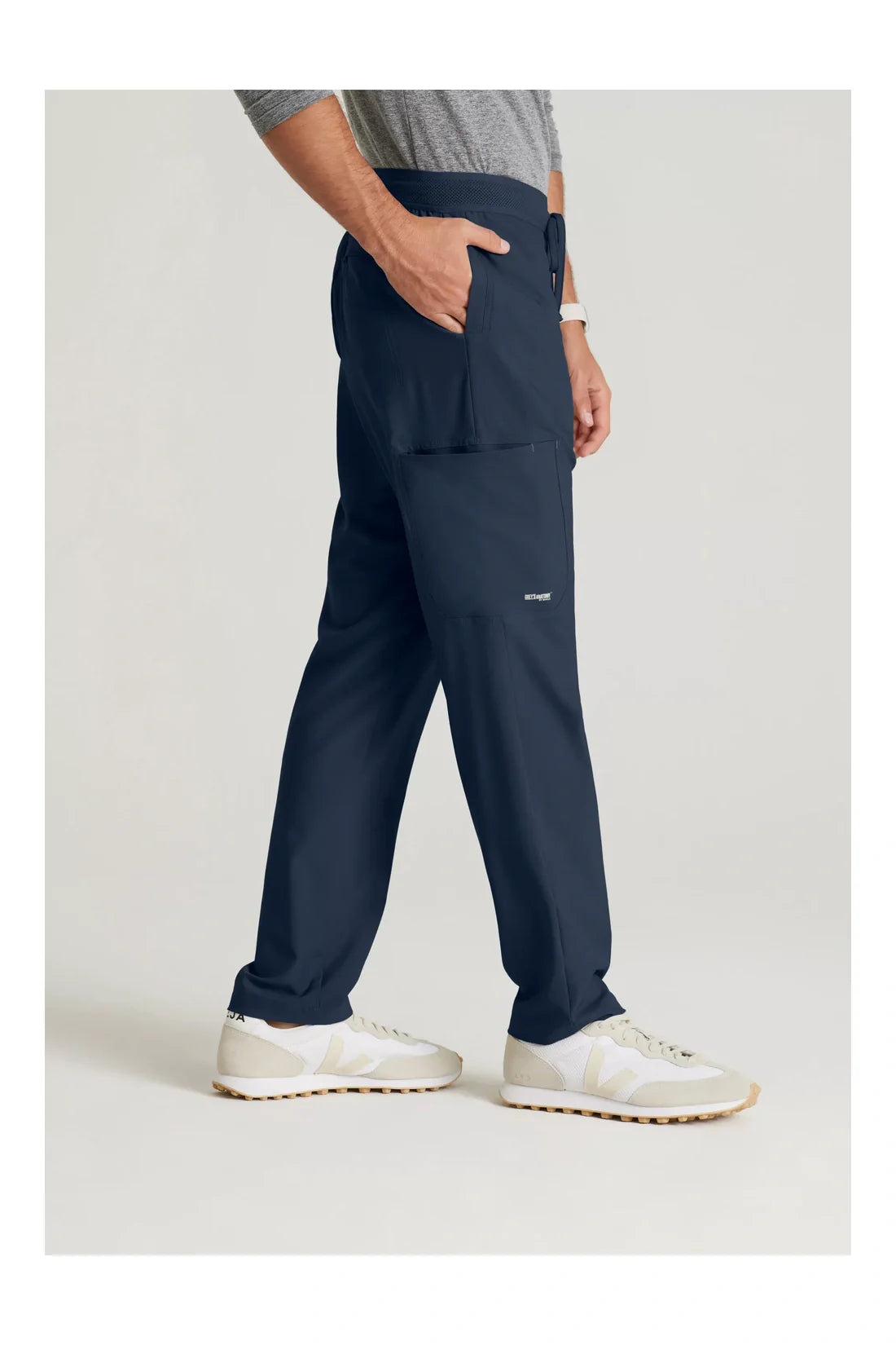 PANTALON HOMBRE GREYS ANATOMY EVOLVE GSSP649 - ACERO
