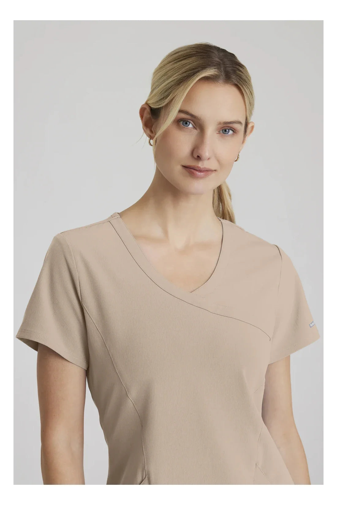 TOP MUJER SKECHERS SKECHERS SK102 - KAKI