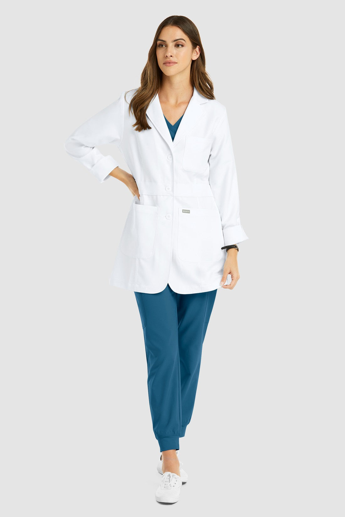 BATA MÉDICA MUJER MAEVN MOMENTUM 5072