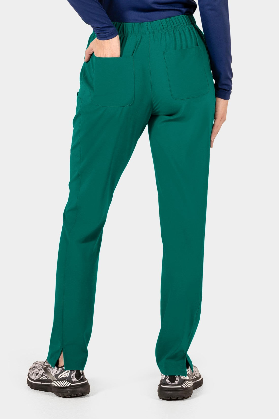 PANTALON MUJER IRG SCRUBS EPIC BY IRG 9811 - VERDE CAZADOR