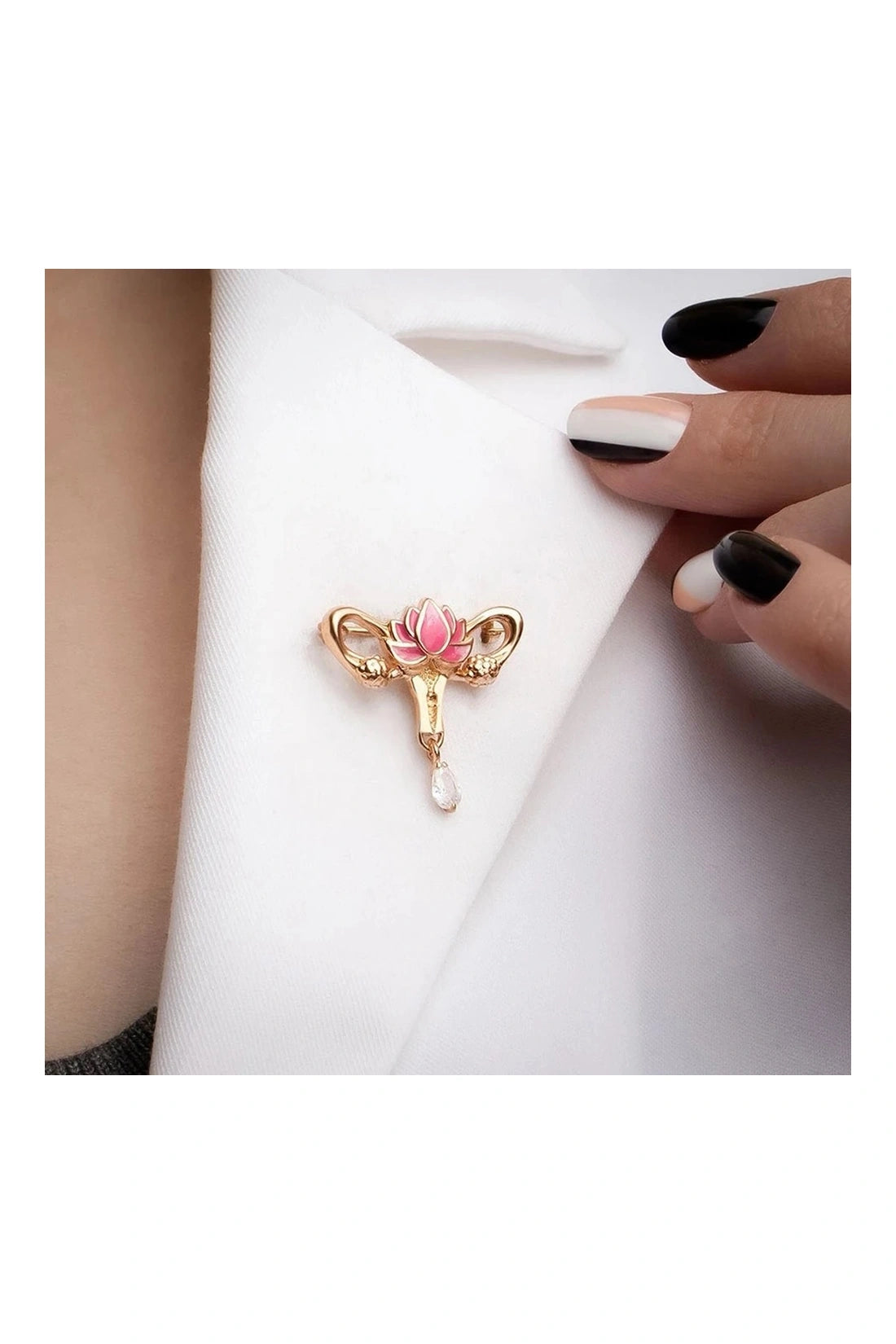 PIN UTERO CON FLOR DE LOTO