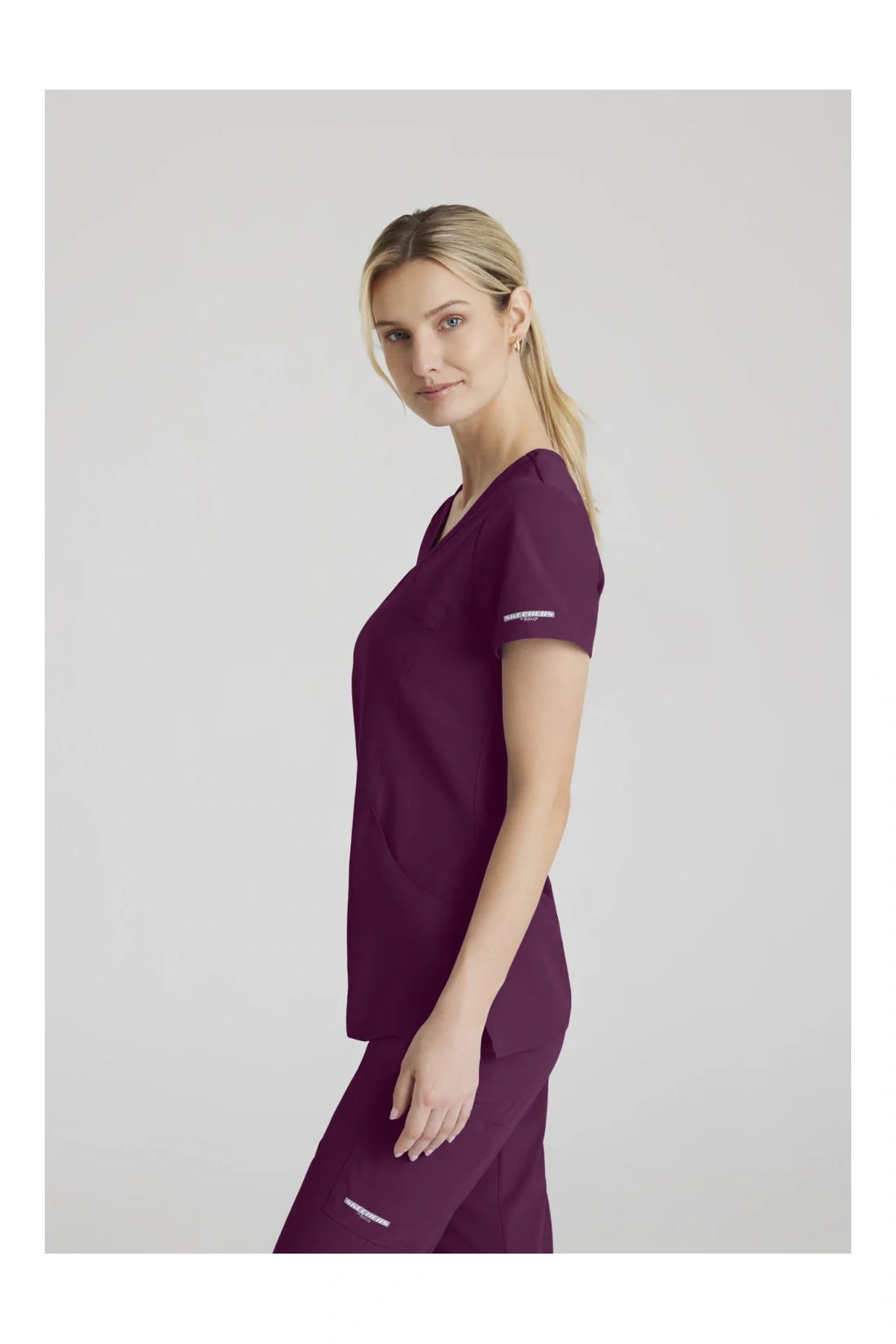 TOP MUJER SKECHERS SKECHERS SK102 - VINOTINTO