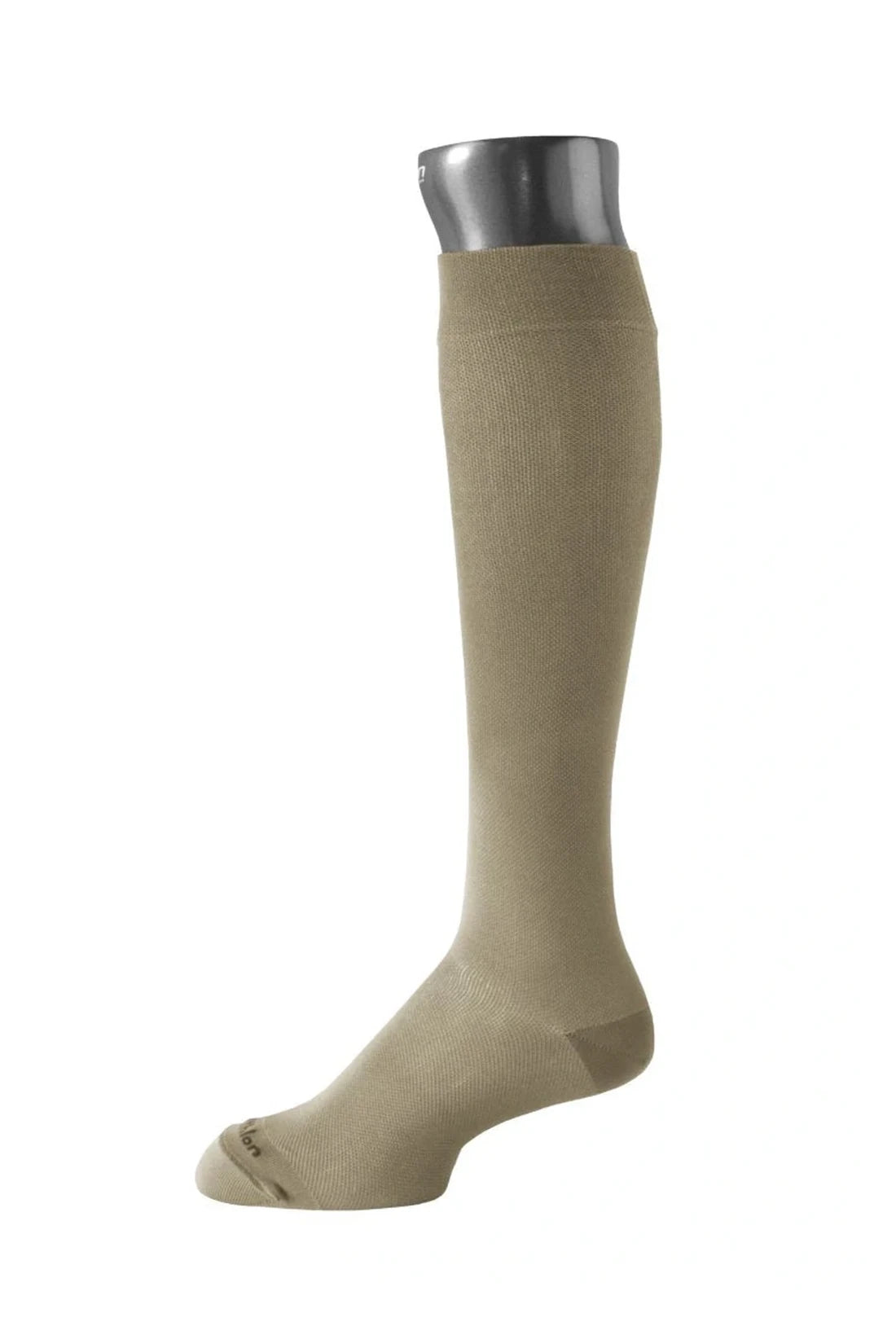 COM CH106 15-20 MEDIA TAUP 8-10